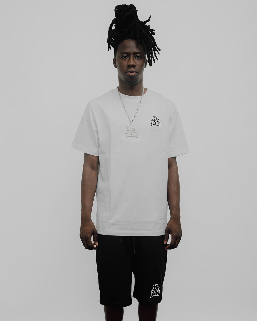 Mr.Zaa Island White Tee